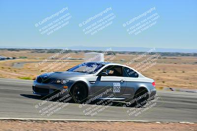 media/Oct-18-2025-Extreme Speed (Sat) [[d6d7e1fef1]]/Group 3 Purple/Session 2 (Turn 3)/